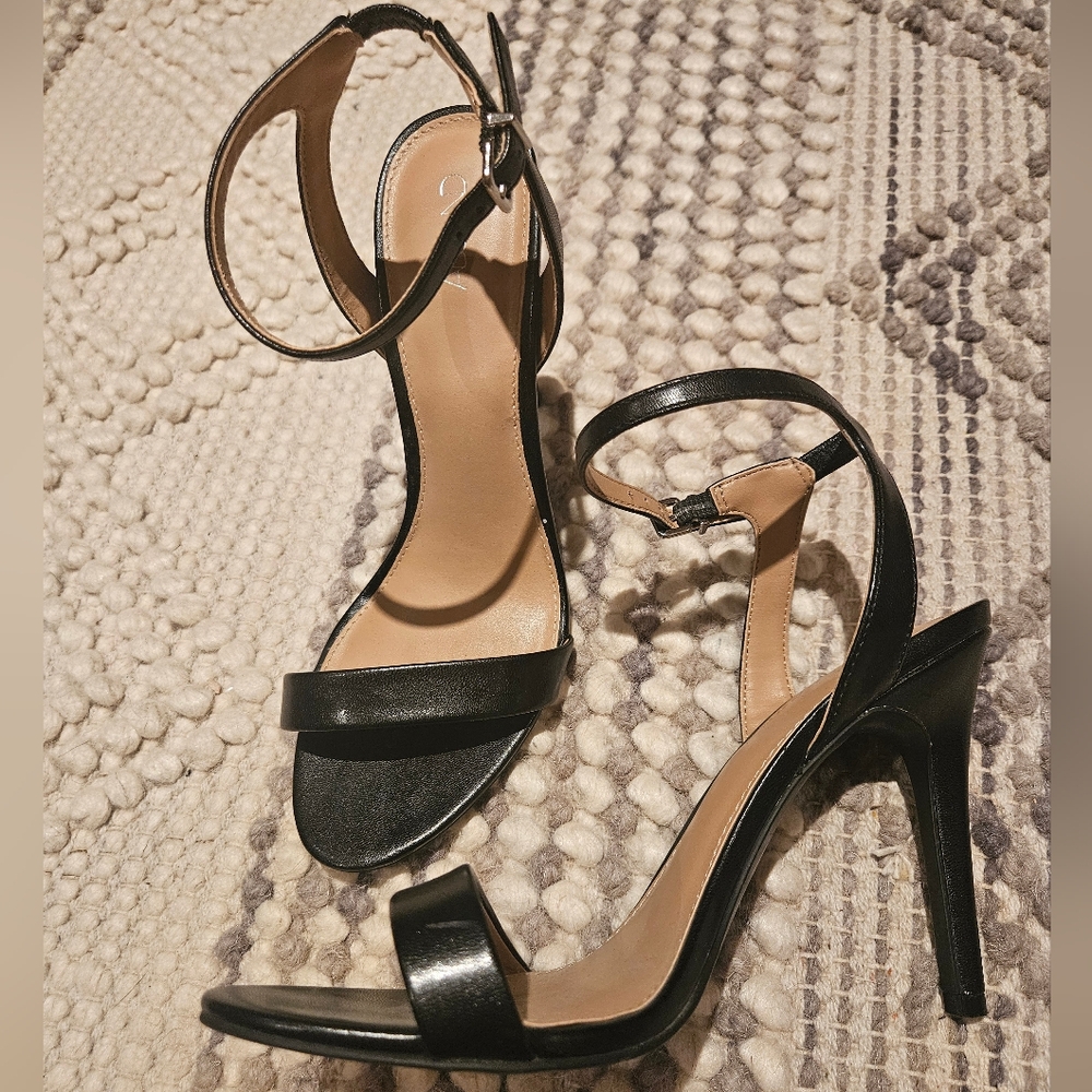 Abound black strap leather heels